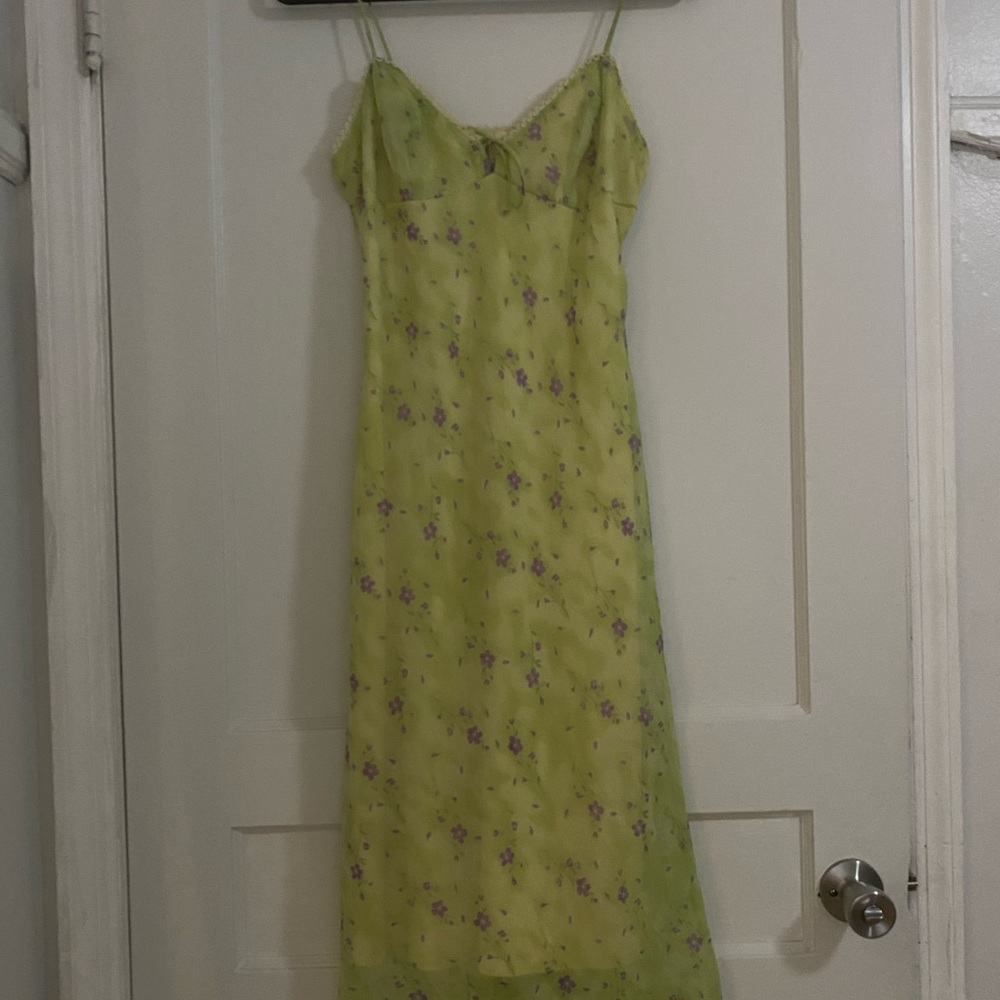 Cute cottage dress!